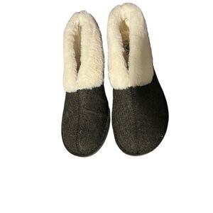 Cloudsteppers by Clarks Black Step Flow Low Shoes